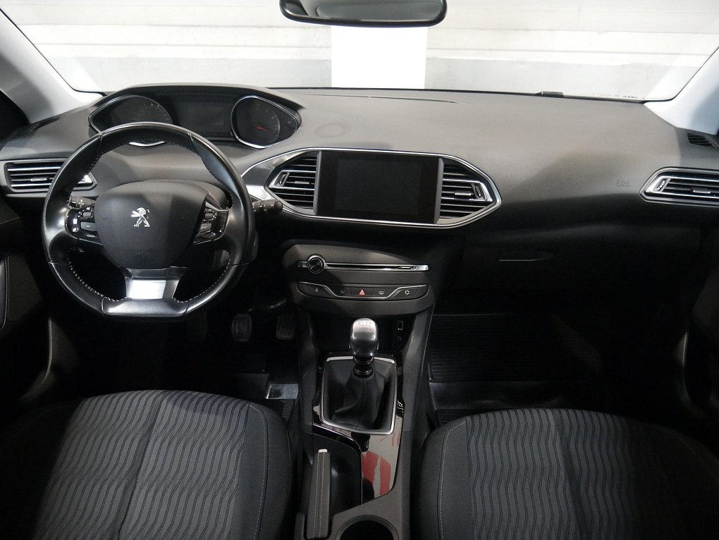 Peugeot 308 1.2 PT 