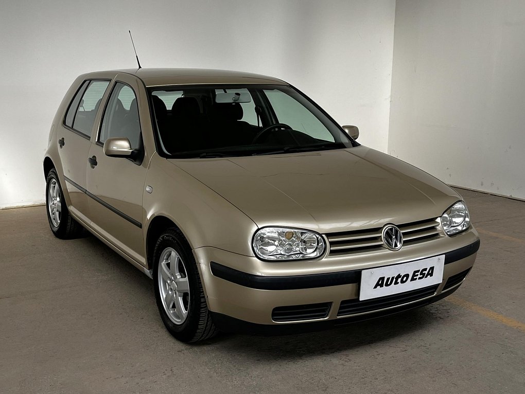 Volkswagen Golf 1.6i 