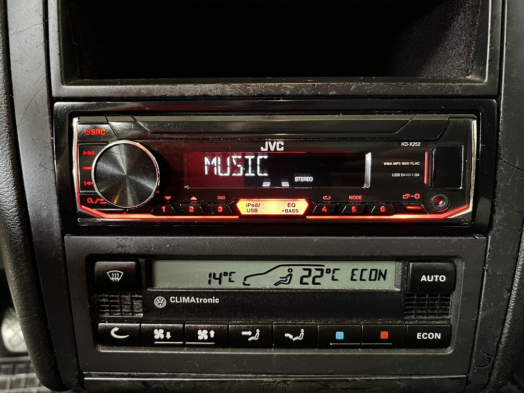 Volkswagen Golf 1.6i 