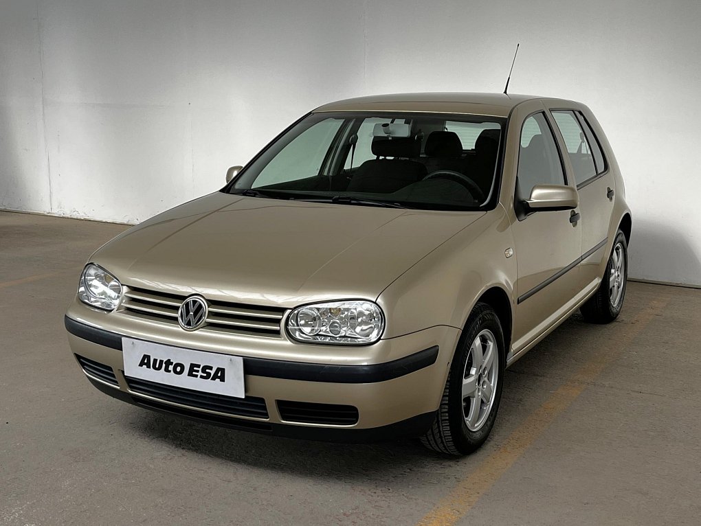 Volkswagen Golf 1.6i 
