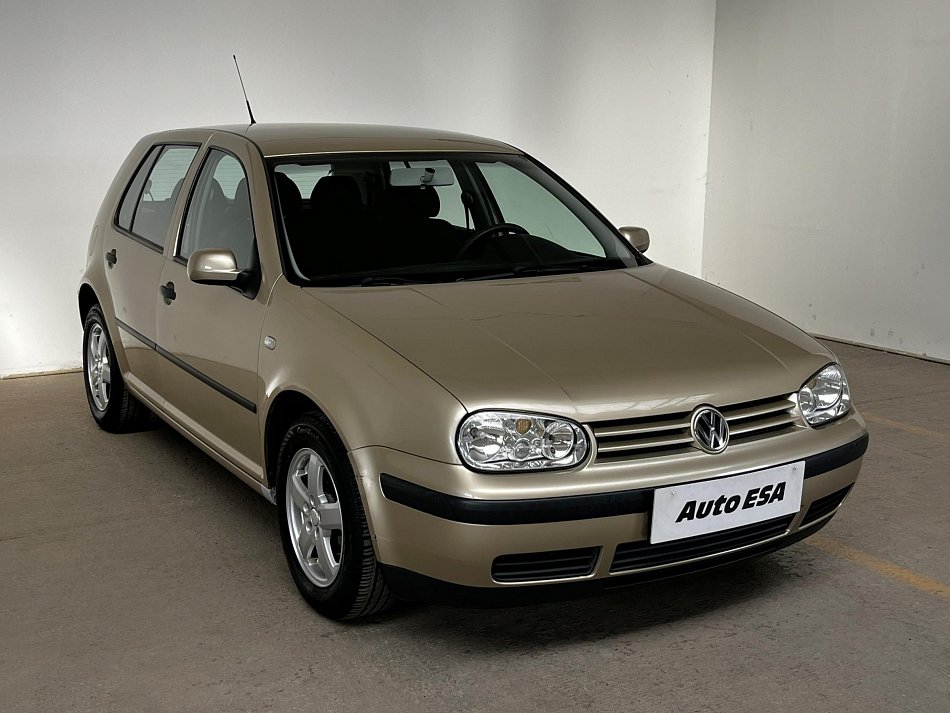 Volkswagen Golf 1.6i 