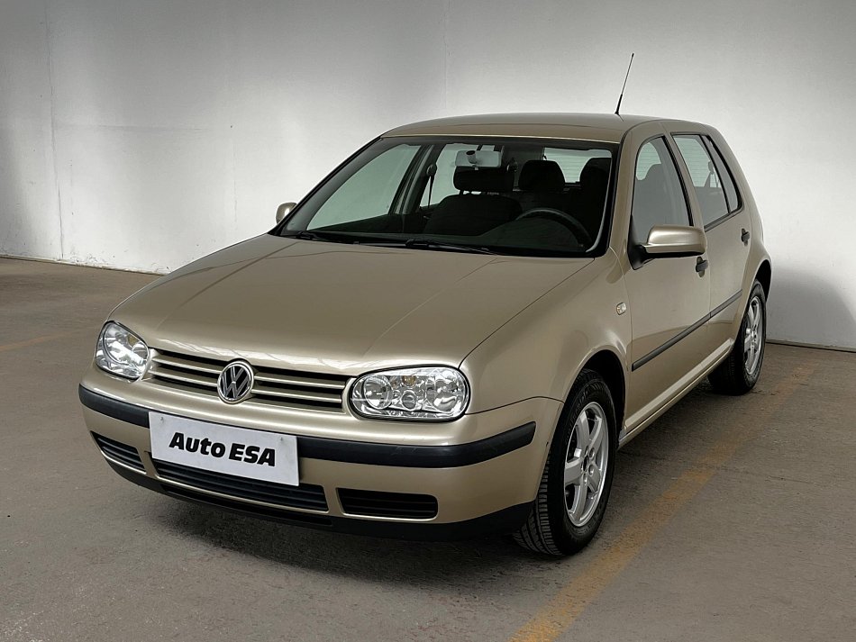 Volkswagen Golf 1.6i 