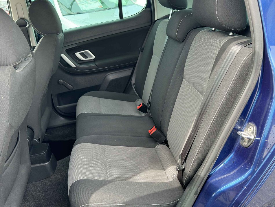 Škoda Fabia II 1.2 HTP Sport