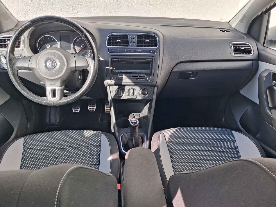 Volkswagen Polo 1.2 TSi CROSS