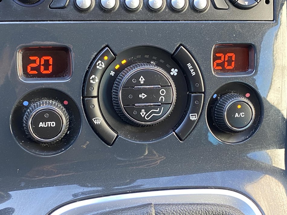 Peugeot 5008 2.0HDi 