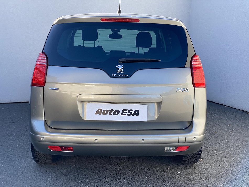 Peugeot 5008 2.0HDi 