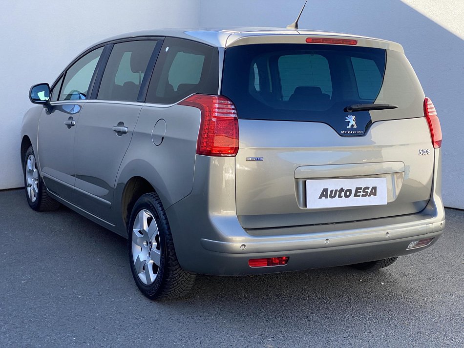 Peugeot 5008 2.0HDi 