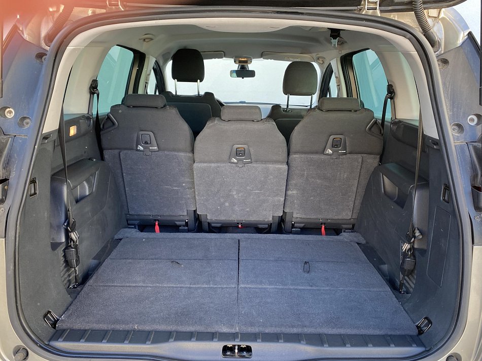 Peugeot 5008 2.0HDi 