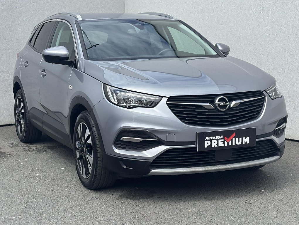 Opel Grandland X 1.2 PT Innovation