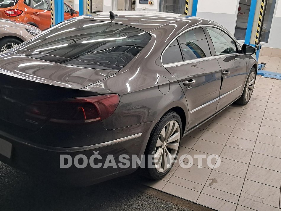 Volkswagen CC 2.0 