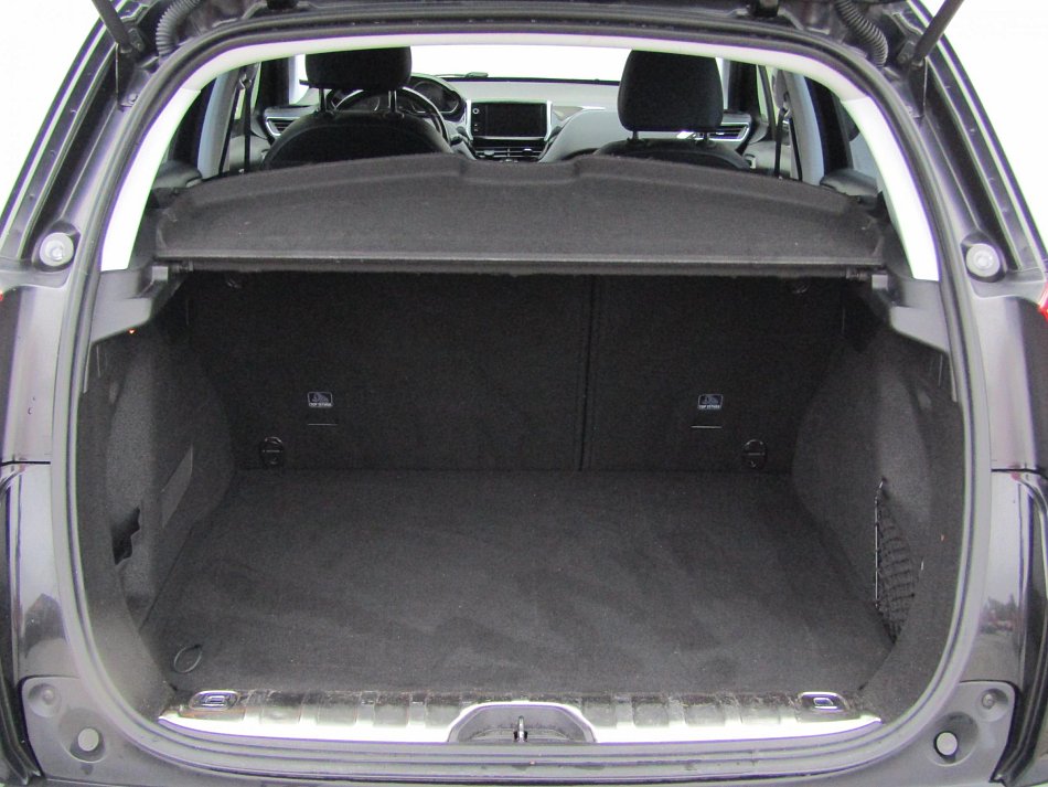 Peugeot 2008 1.2PT Allure