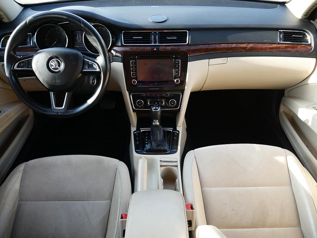 Škoda Superb II 2.0 TDi Elegance 4x4