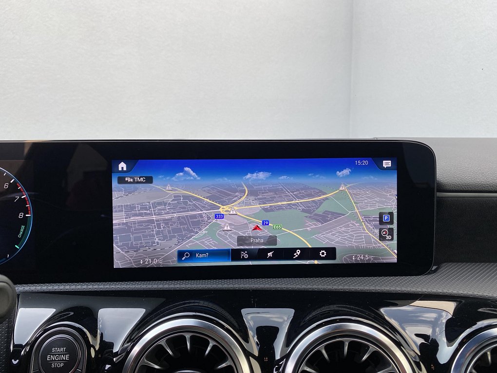 Mercedes-Benz Třída A 1.3  A250e