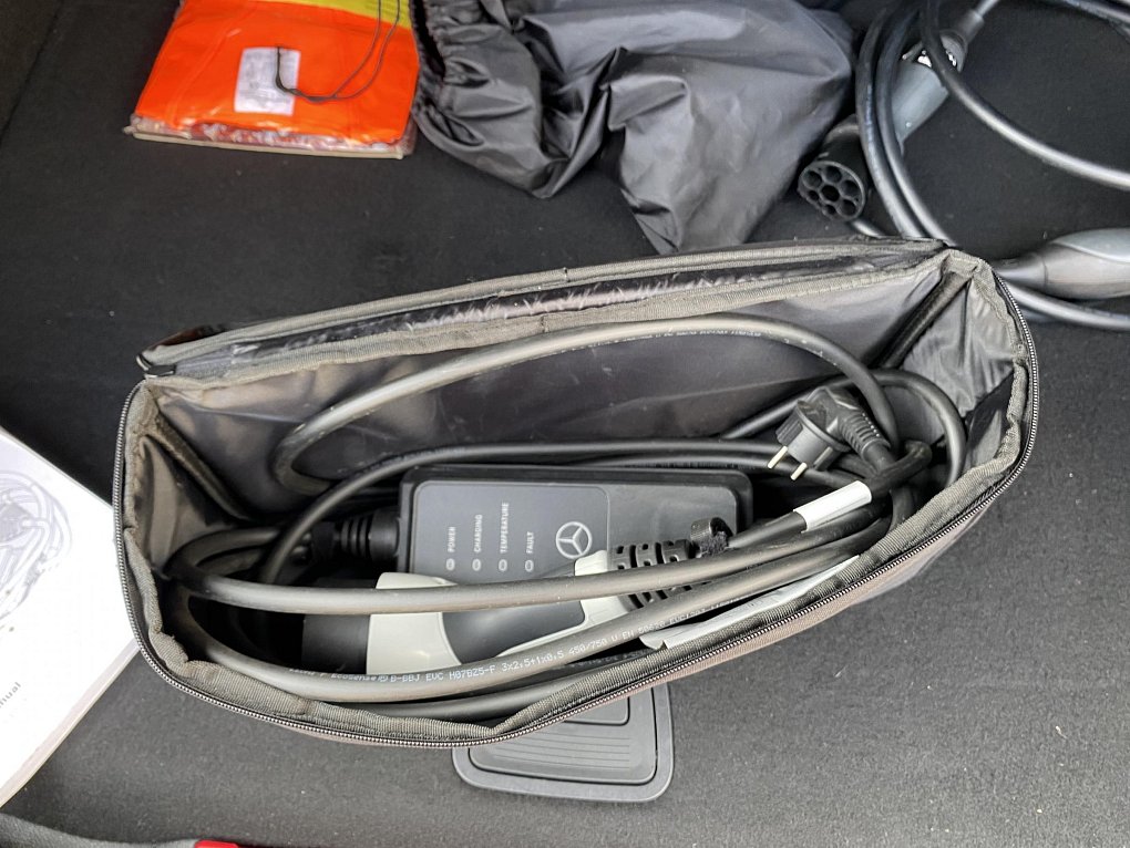 Mercedes-Benz Třída A 1.3  A250e