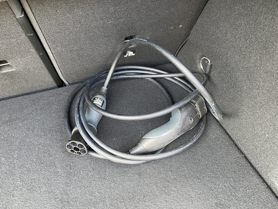 Mercedes-Benz Třída A 1.3  A250e