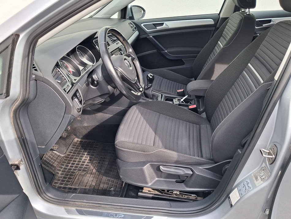 Volkswagen Golf 1.2 TSi CUP