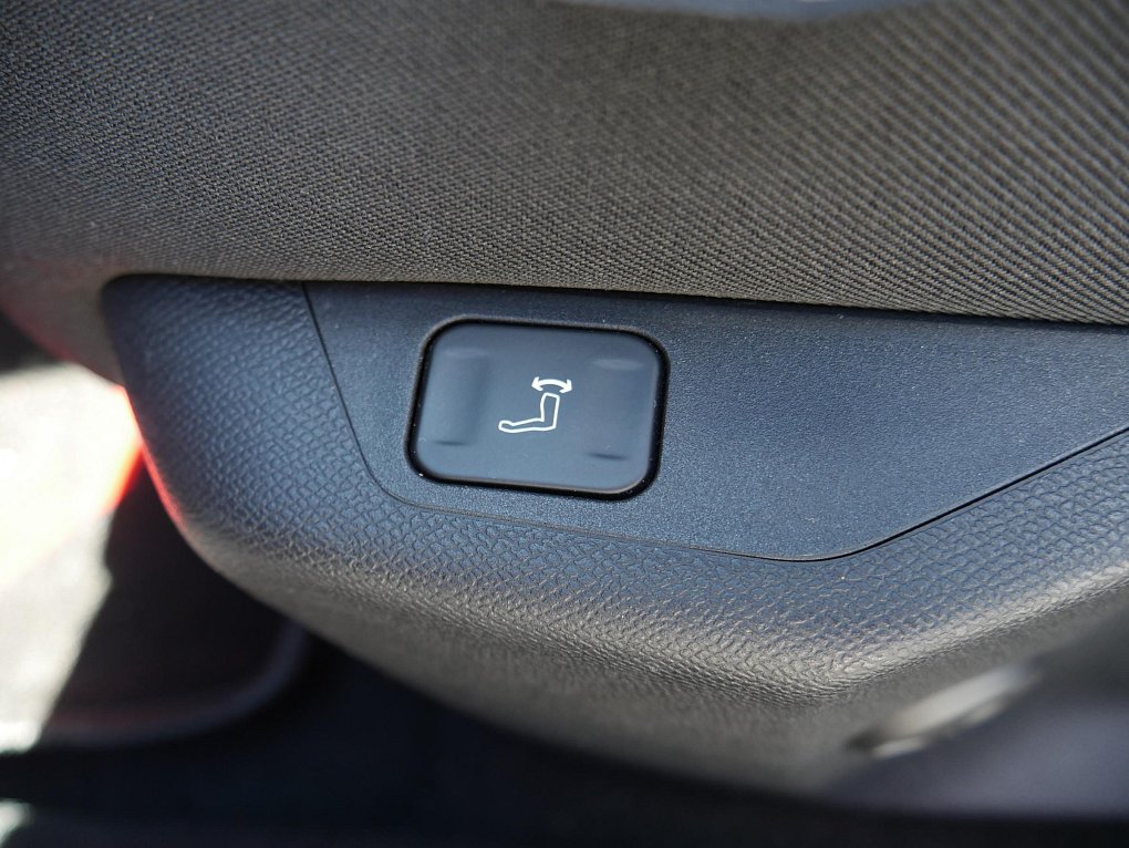 Opel Astra 1.2PT Elegance