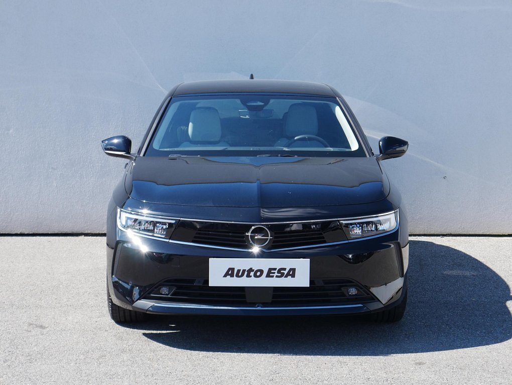 Opel Astra 1.2PT Elegance