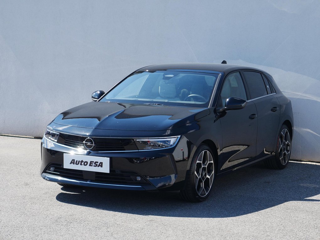 Opel Astra 1.2PT Elegance