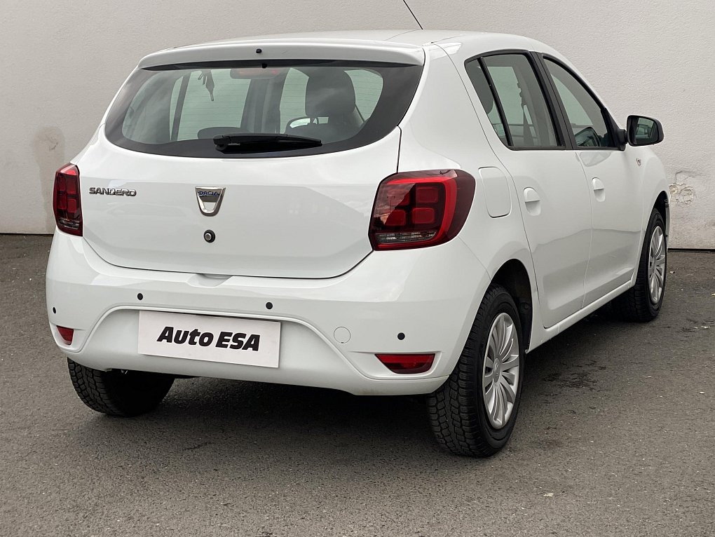 Dacia Sandero 1.0i 