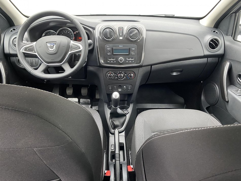 Dacia Sandero 1.0i 