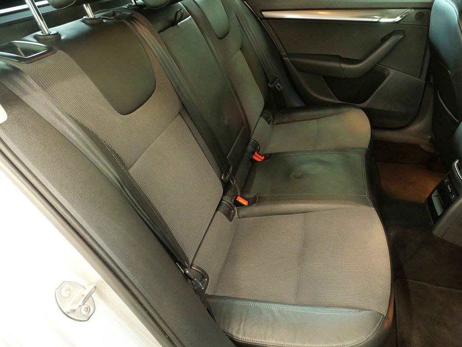 Škoda Octavia III 2.0 TDi 