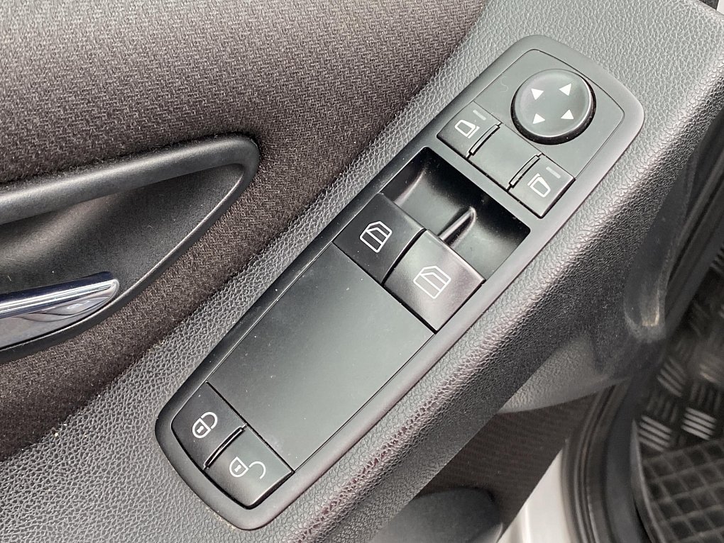 Mercedes-Benz Třída B 1.5 i 