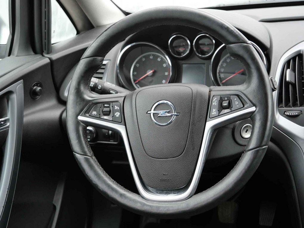 Opel Astra 1.4 T 