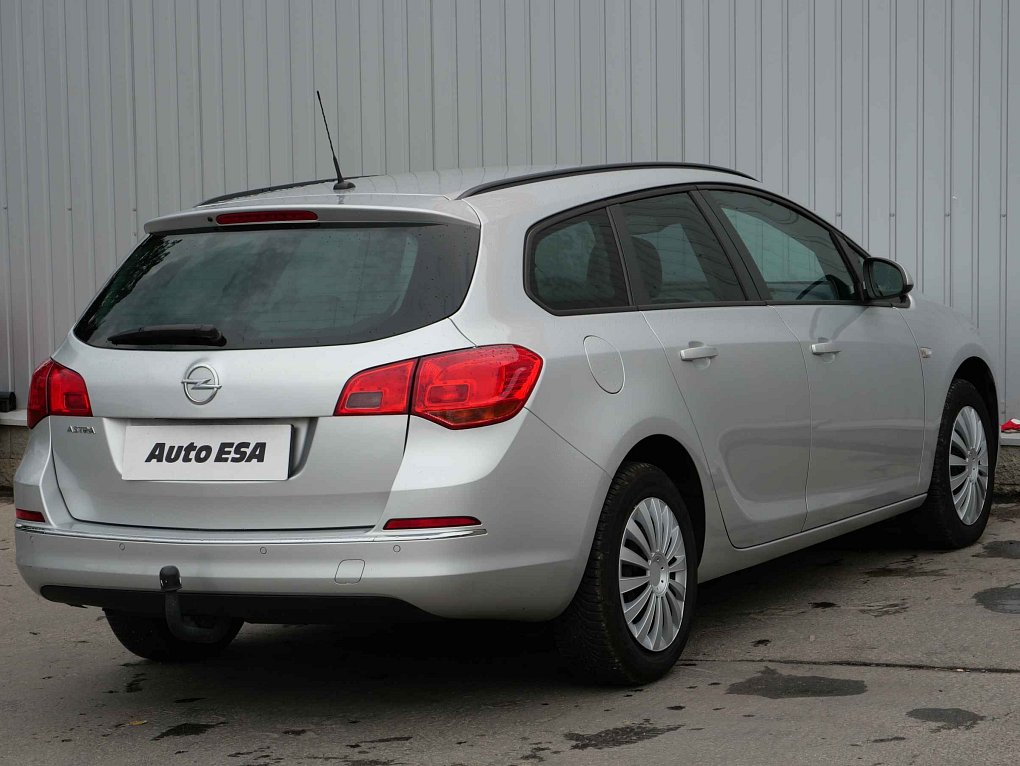 Opel Astra 1.4 T 