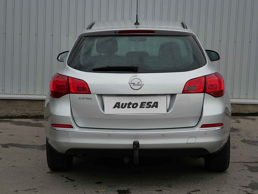 Opel Astra 1.4 T 