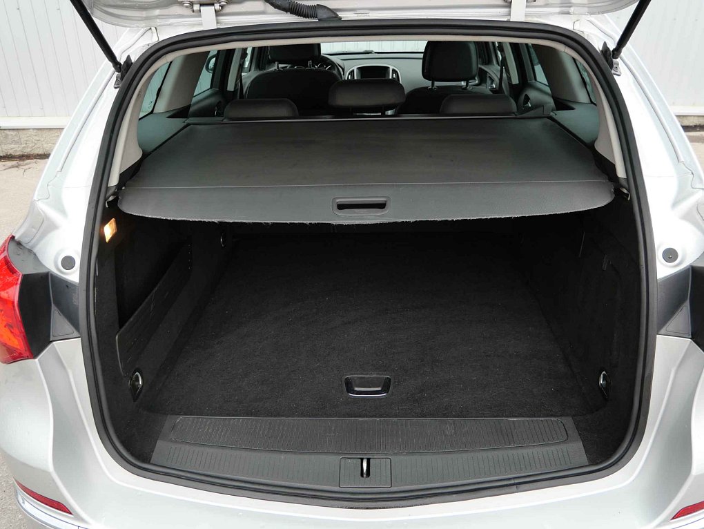 Opel Astra 1.4 T 
