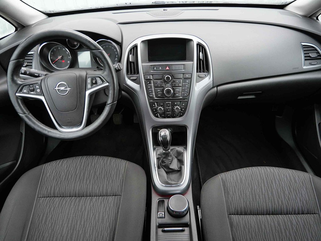 Opel Astra 1.4 T 