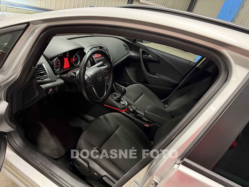 Opel Astra 1.4 Turbo 