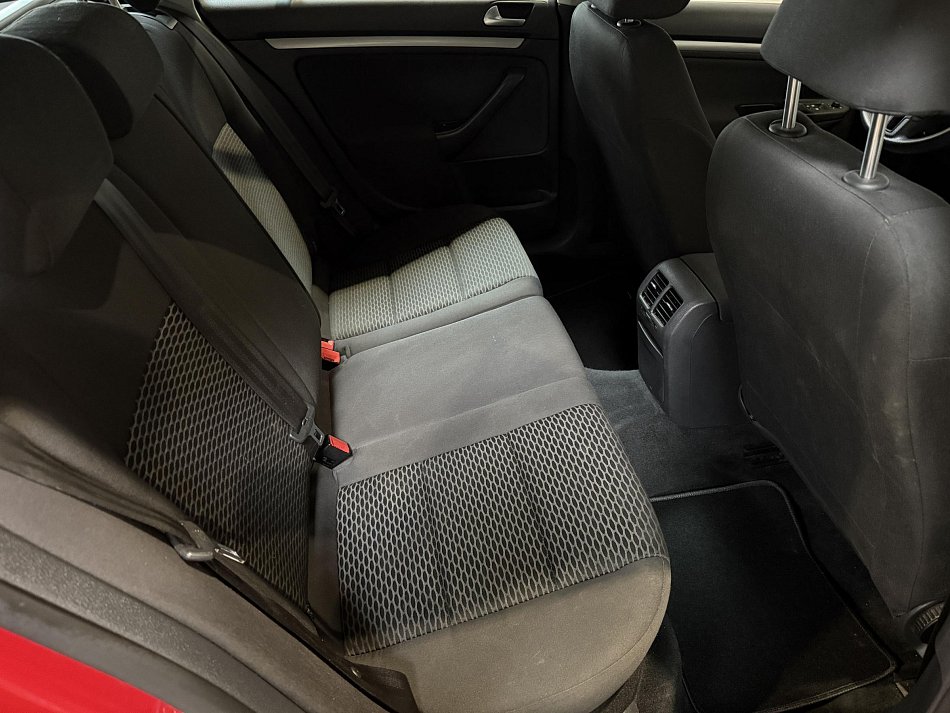 Volkswagen Golf 1.6.TDi Trendline