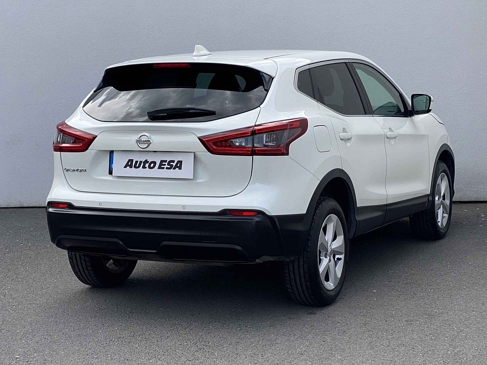 Nissan Qashqai 1.2TCe 