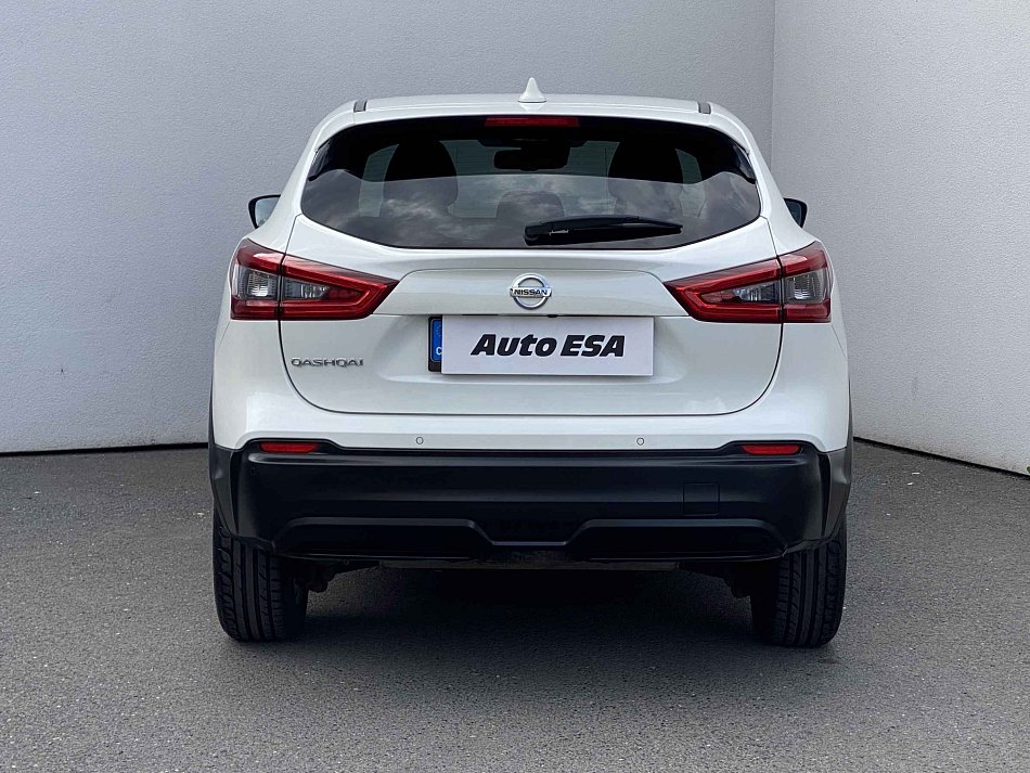 Nissan Qashqai 1.2TCe 