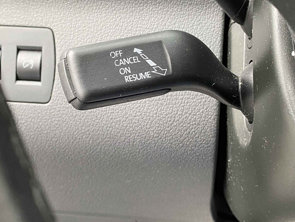 Volkswagen Touran 2.0 TDi 