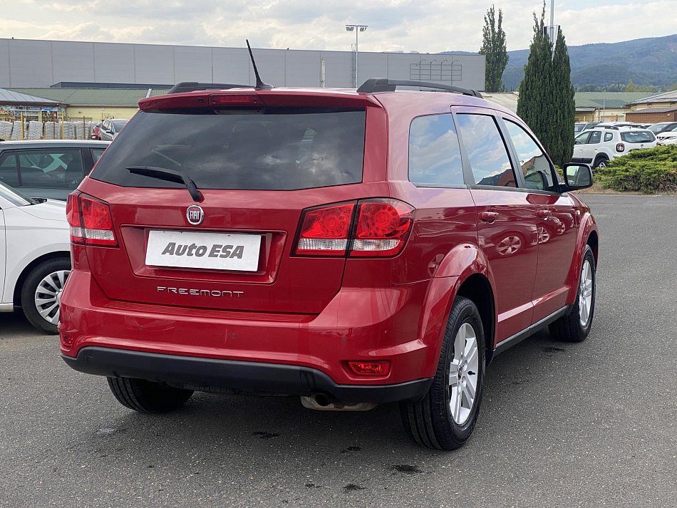 Fiat Freemont 2.4 i 