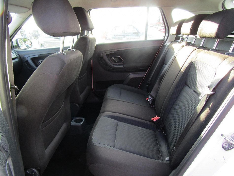 Škoda Fabia II 1.2 12V Elegance