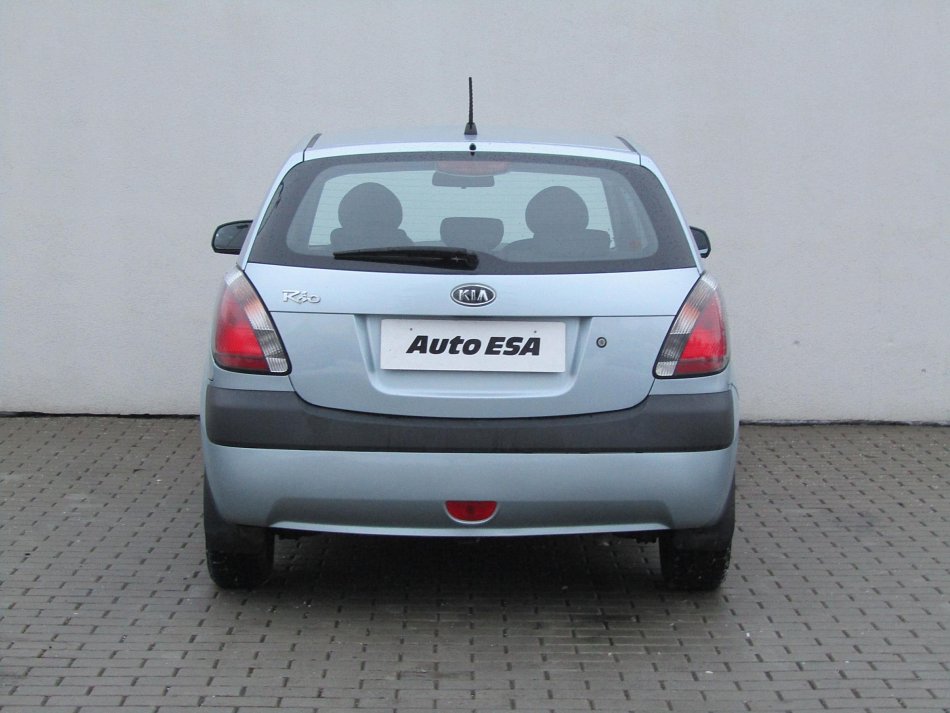 Kia Rio 1.4i 