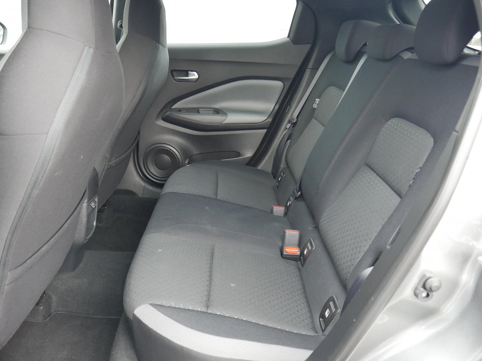 Nissan Juke 1.0 DiG-T N-Connecta