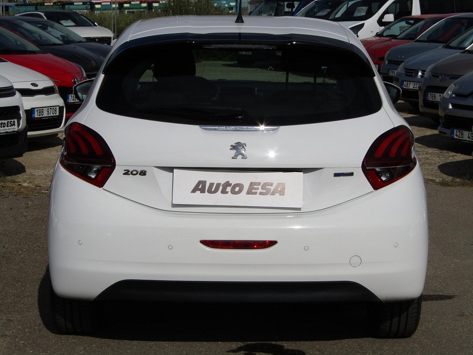 Peugeot 208 1.2VTi 