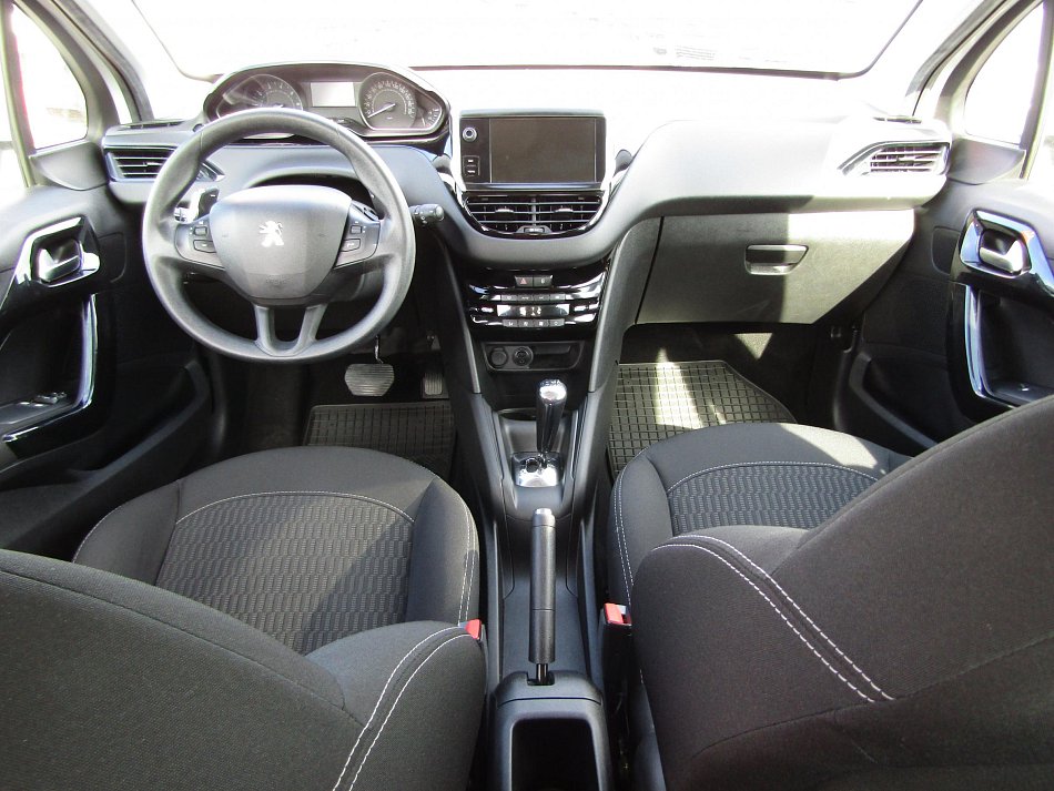 Peugeot 208 1.2VTi 