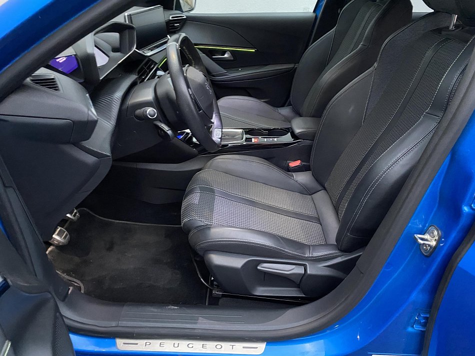 Peugeot 208 1.2 PT GT Line