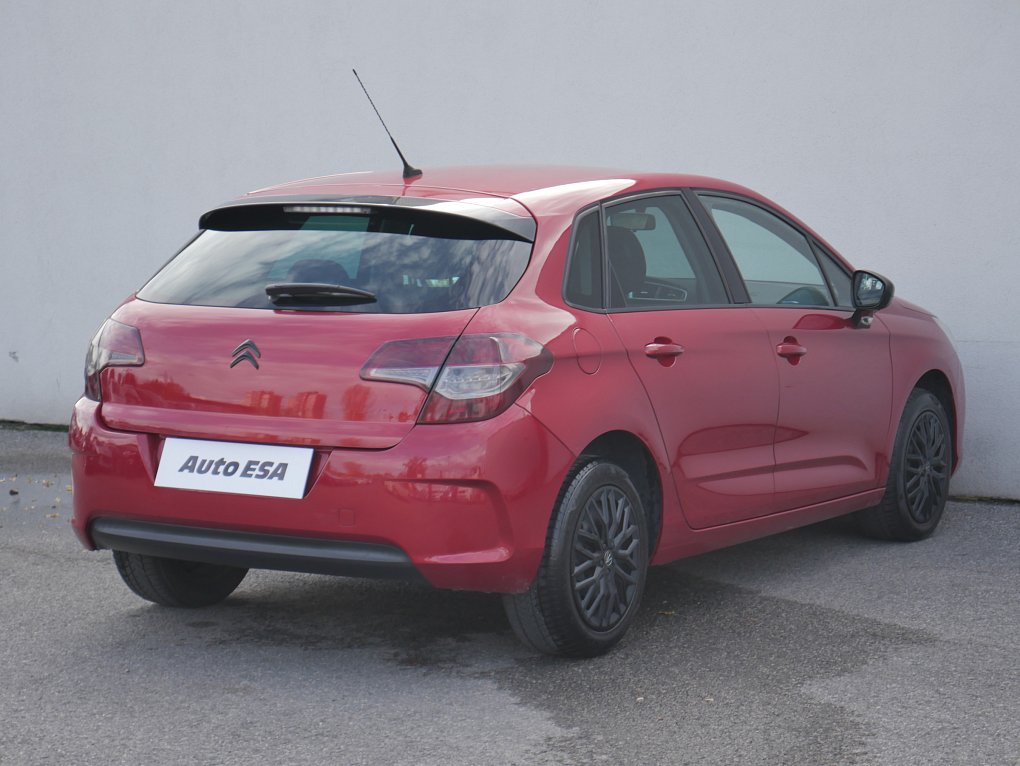 Citroën C4 1.4 i 
