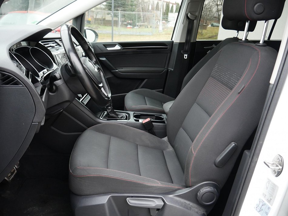 Volkswagen Touran 1.4 TSi Sound