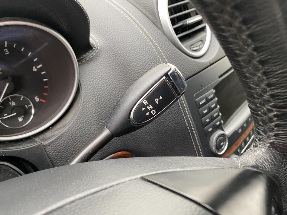 Mercedes-Benz GL 3.0 CDi  GL320 4M