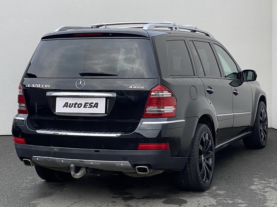 Mercedes-Benz GL 3.0 CDi  GL320 4M