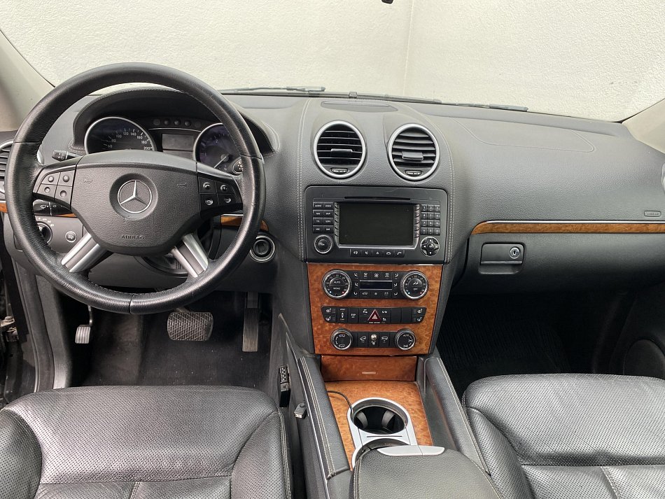 Mercedes-Benz GL 3.0 CDi  GL320 4M