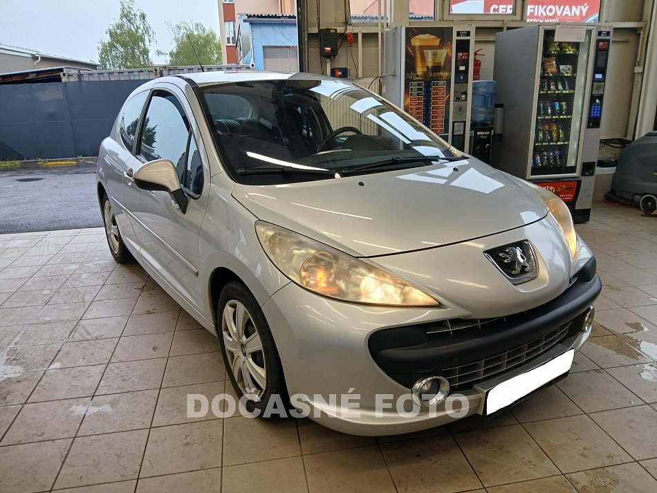 Peugeot 207 1.6 HDi 